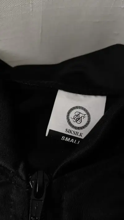 Conjunto deportivo negro SikSilk - miniatura 4
