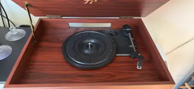 Tocadiscos vintage de madera - miniatura 3
