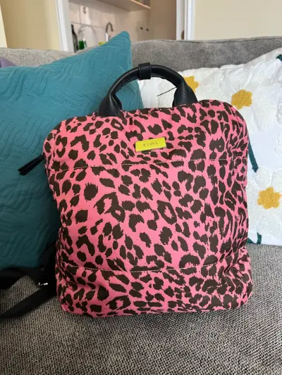 Mochila estampado animal print rosa - miniatura 1