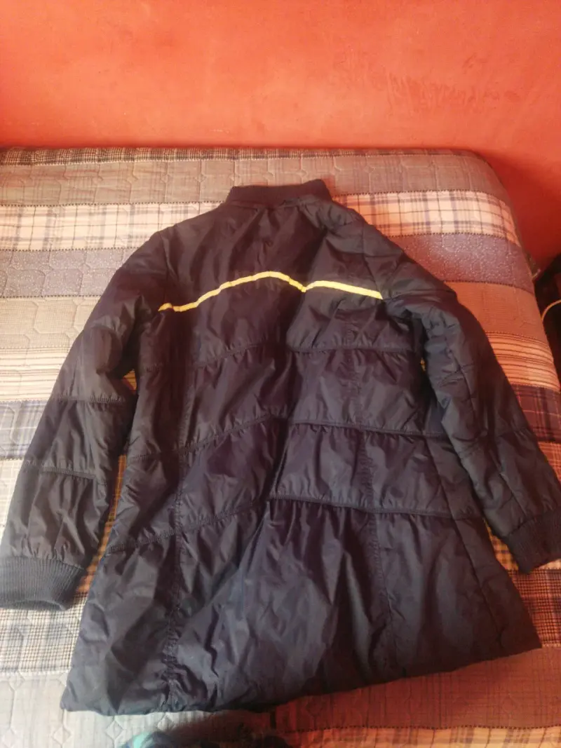 Chaqueta acolchada azul oscura - 3