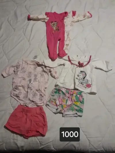 Conjunto ropa bebé floral y rosa - miniatura 5