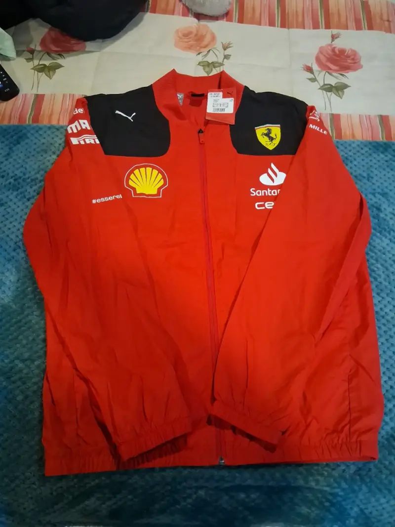 Chaqueta deportiva Ferrari roja - 2