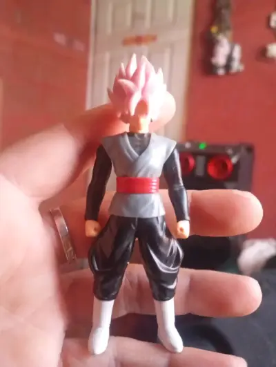 Figura de acción anime - miniatura 1