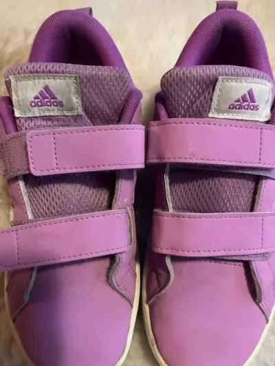 Zapatillas niña excelente estado Adidas - miniatura 2