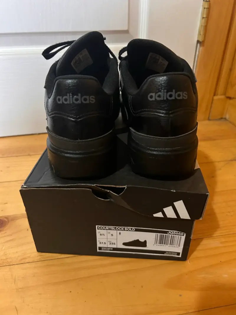 Zapatillas Adidas negras - 2