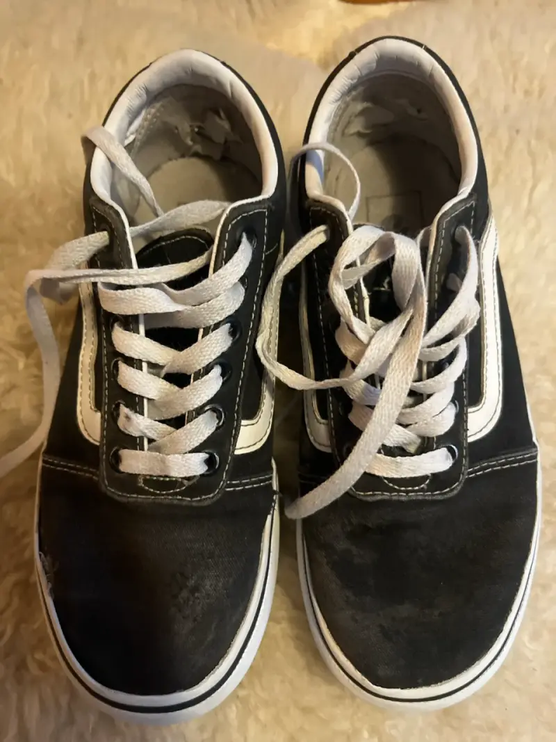 Zapatillas Vans negras casuales usadas - 1