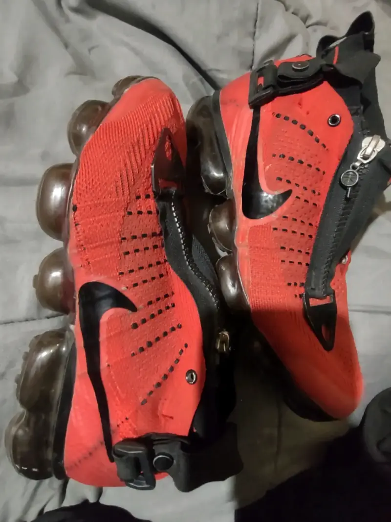 Zapatillas Nike rojas Vapormax - 3