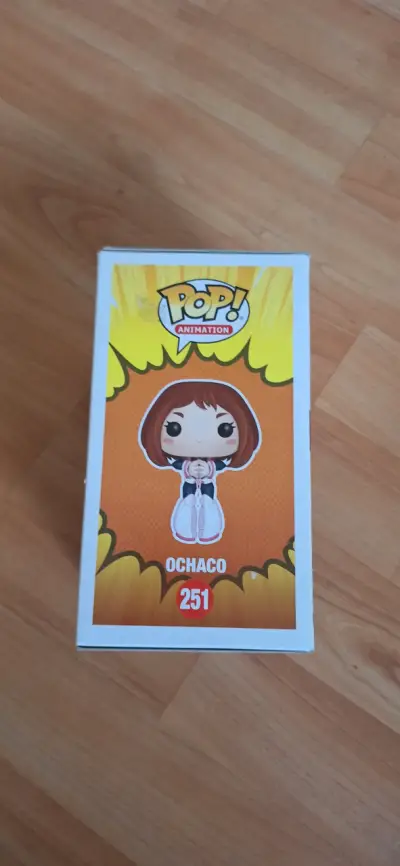 Figura Funko Pop Ochaco 251 - miniatura 2
