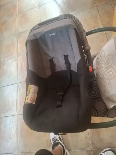 Silla para auto de bebé Cosco - miniatura 2