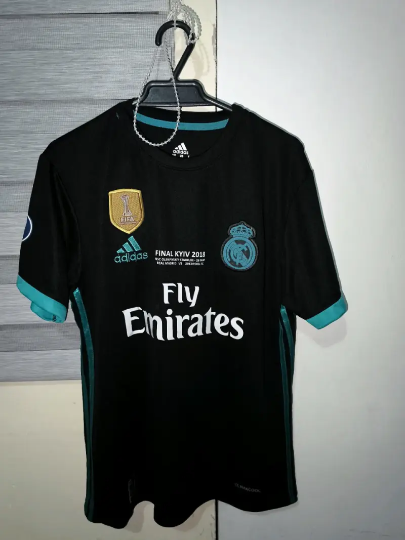 Camiseta negra deportiva Ronaldo - 3