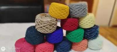 Ovillos de lana variados - miniatura 6