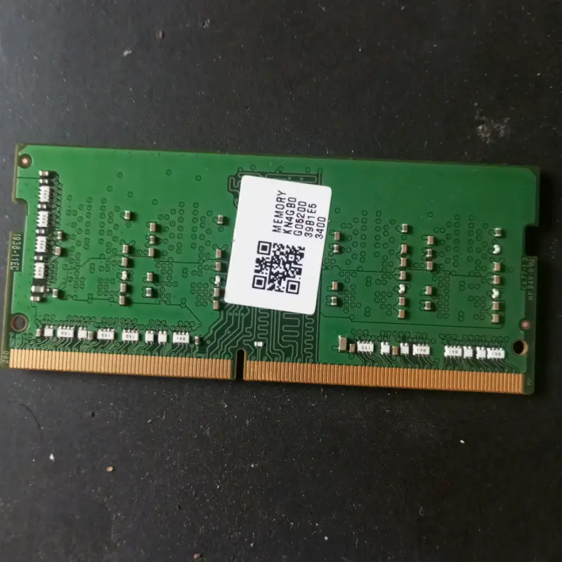 Memoria RAM 4GB SK hynix - 2