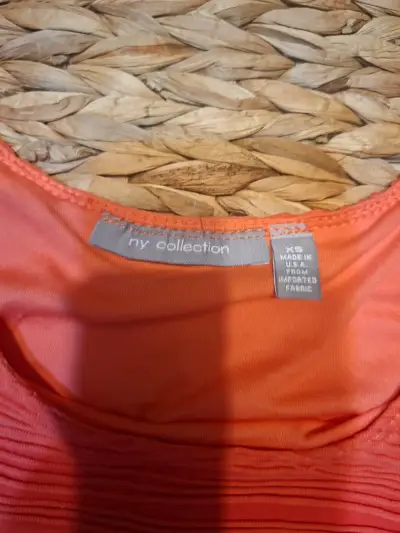 Vestido sin mangas rojo - miniatura 3