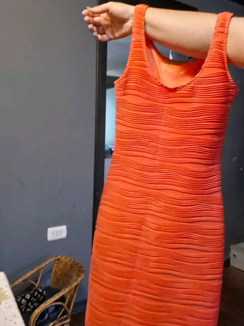 Vestido sin mangas rojo - 4