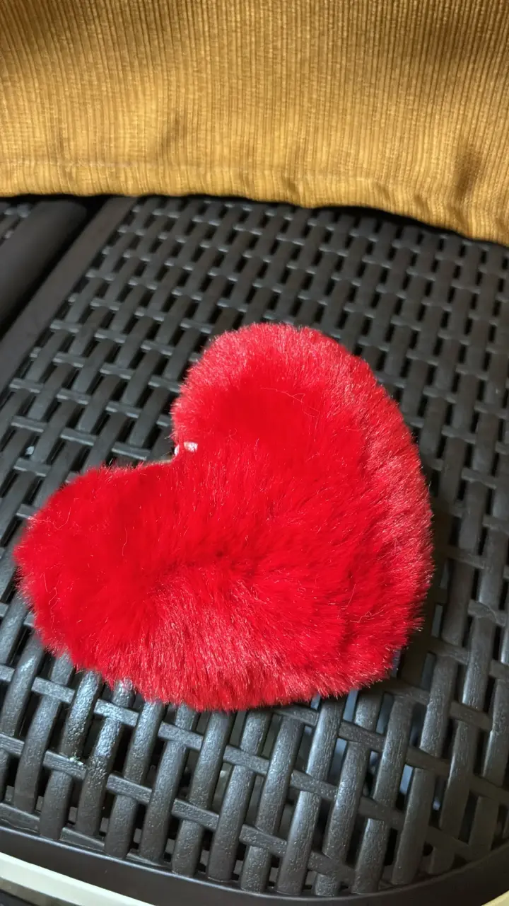 Llavero peludo corazón varios colores - 1