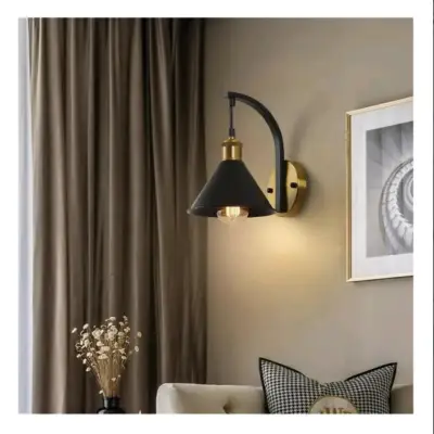 Aplique de pared negro y dorado sin Ampolleta - miniatura 1