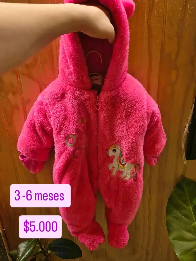 Enterito polar rosa bebé
