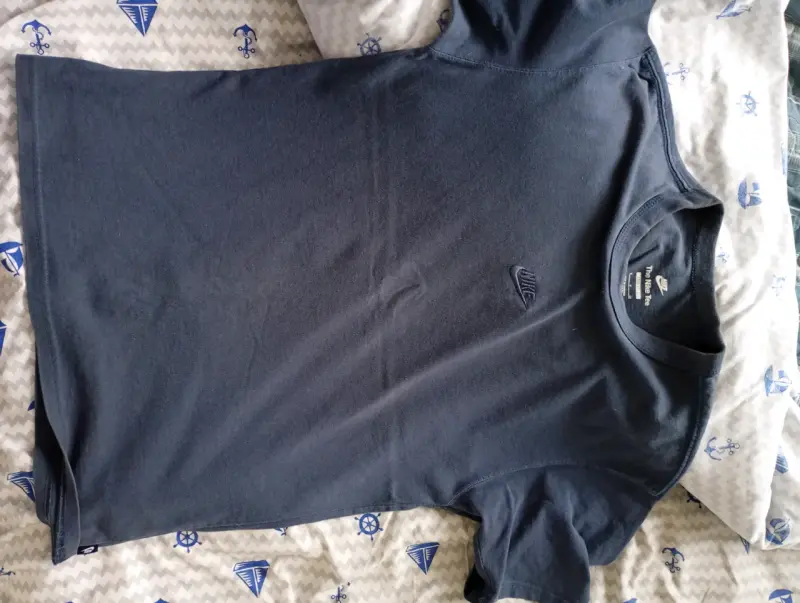Polera azul oscuro Nike - 1