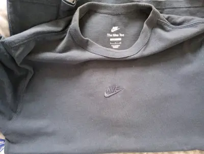 Polera azul oscuro Nike - miniatura 4