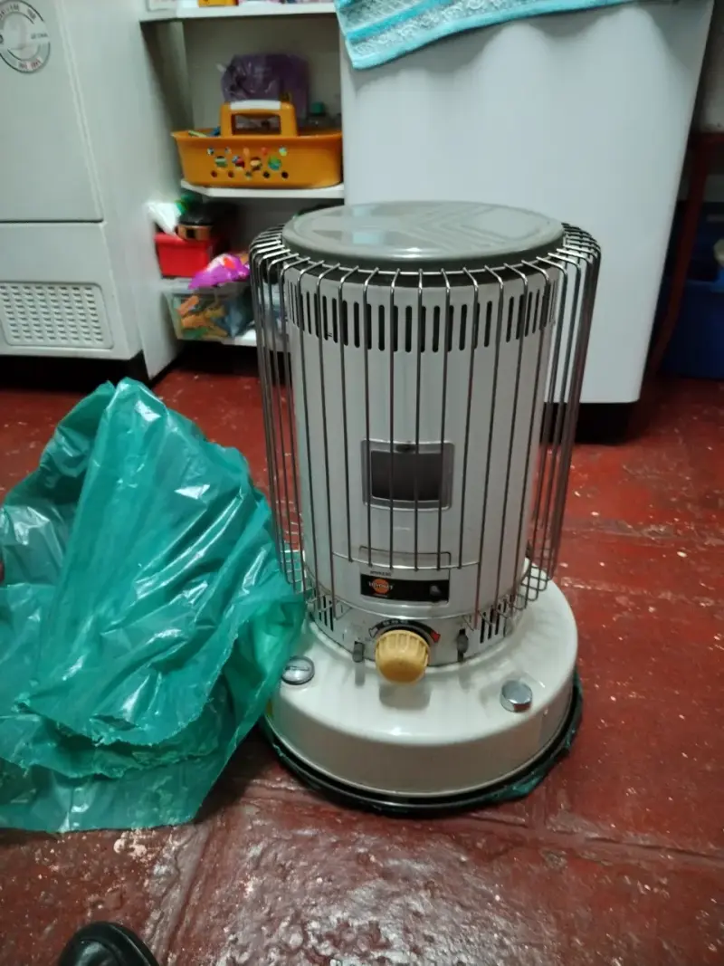 Estufa a parafina Toyotomi Omni 230 - 2