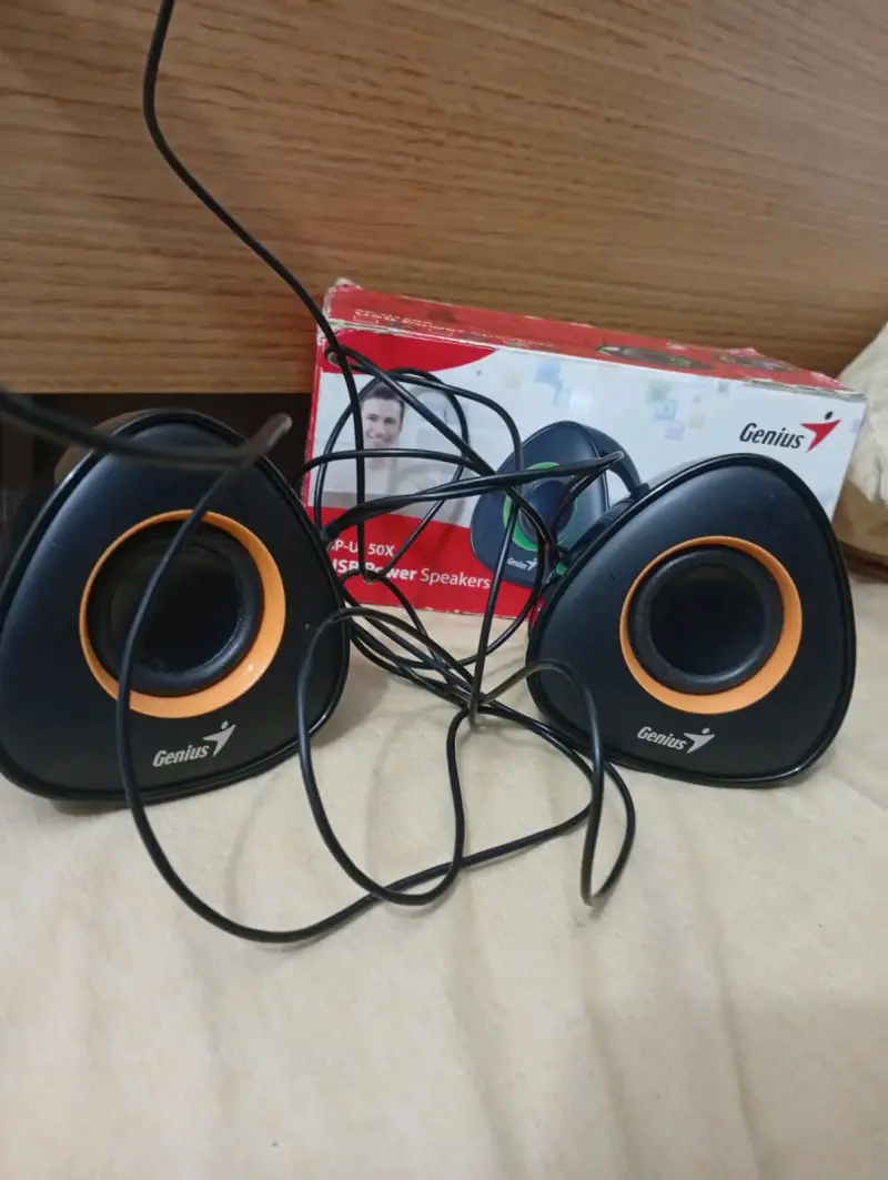 Parlantes USB Genius SP-U50X