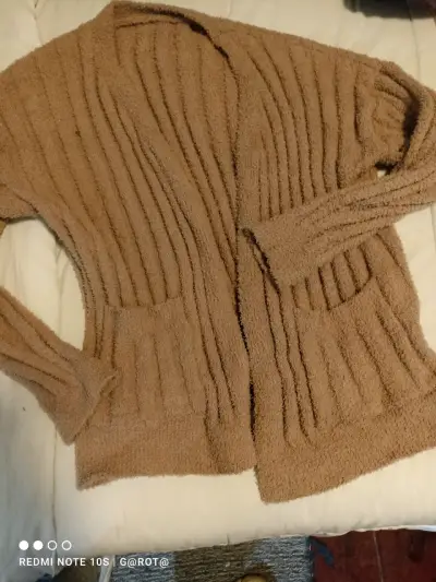 Chaqueta de felpa con capucha - miniatura 6