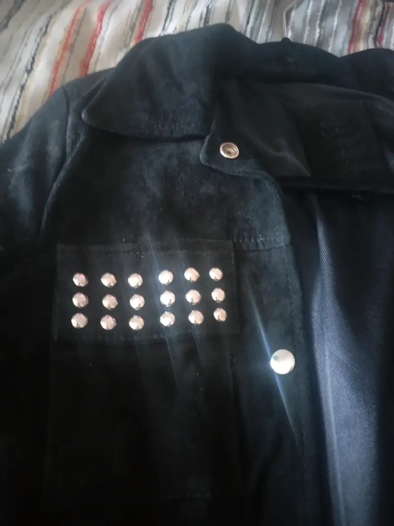 Chaqueta negra marca Rupha - 2
