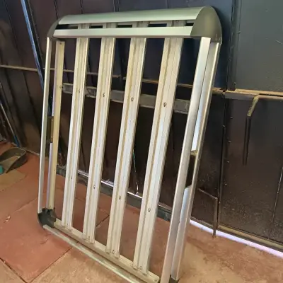 Parrilla más barras para auto - miniatura 5