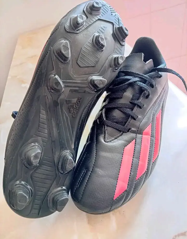 Zapatillas de fútbol Adidas Número 41 - 2