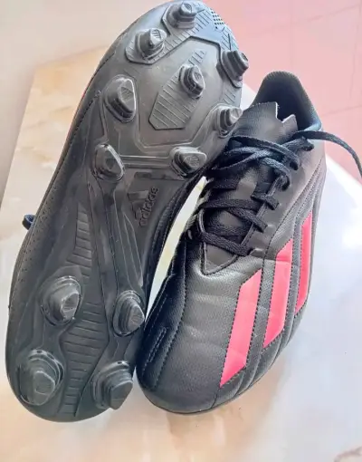 Zapatillas de fútbol Adidas Número 41 - miniatura 2
