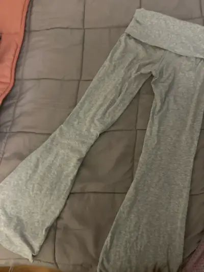 Pantalones deportivos gris claro - miniatura 2