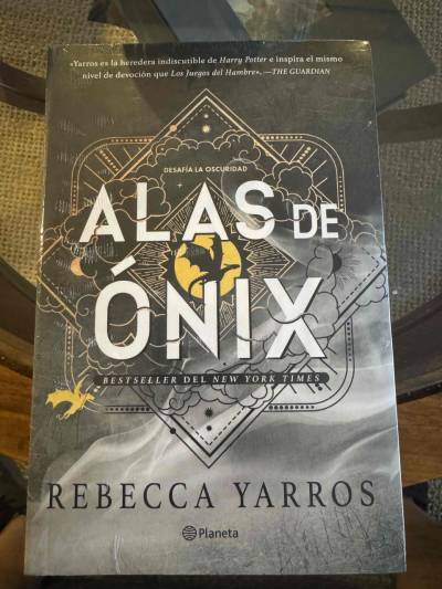 Libro 'Alas de Ónix' nuevo - miniatura 1