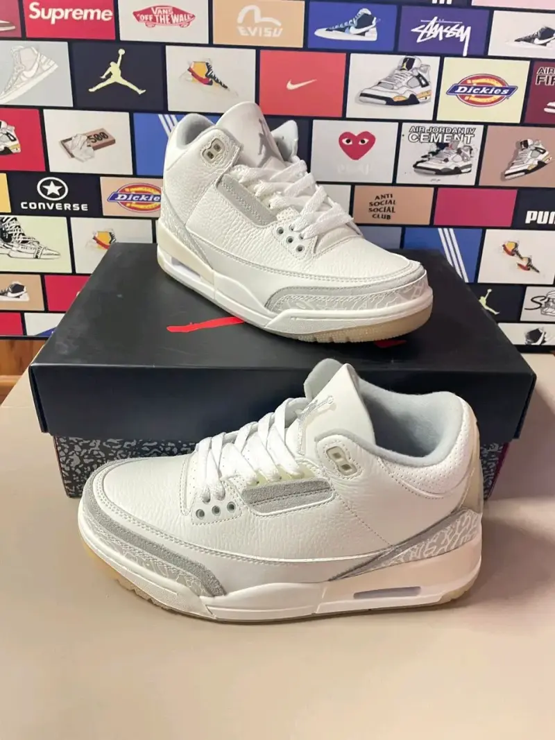 Zapatillas blancas deportivas