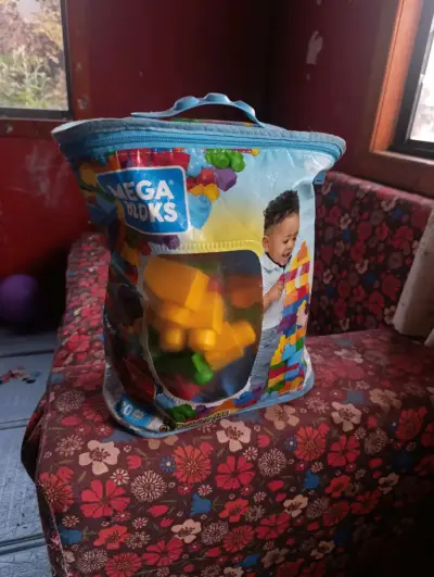Bolsa de Mega Bloks para niños - miniatura 2