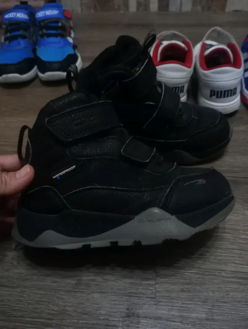 Botines negros para niños - 2