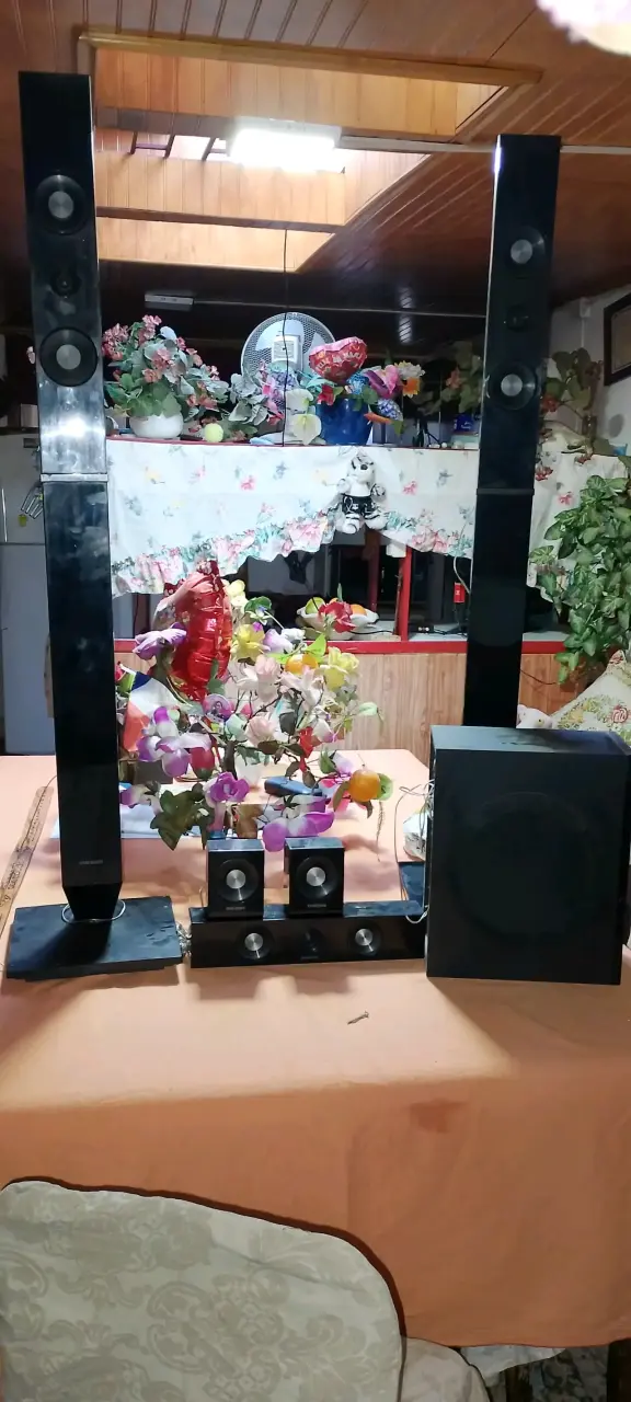 Equipo de sonido Samsung 5 piezas