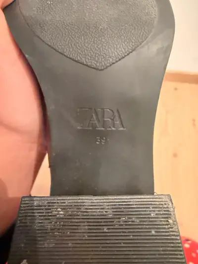 Botas negras de cuero Zara - miniatura 5