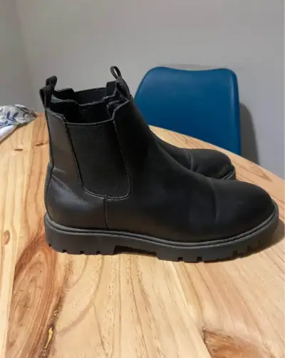 Botas negras Zara talla 36 - miniatura 5