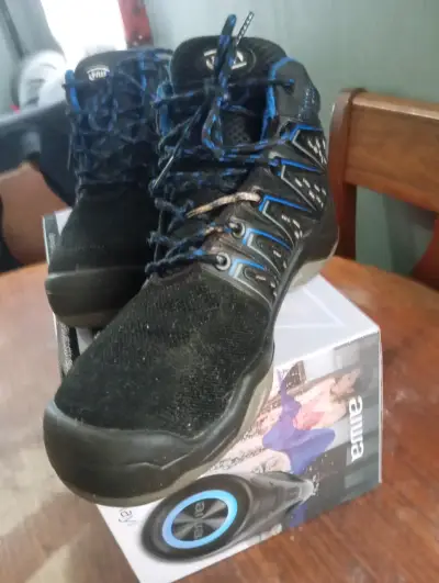 Bototo de seguridad negras con  azules - miniatura 5
