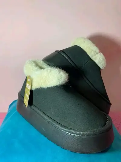 Pantubotas con forro de felpa - miniatura 2