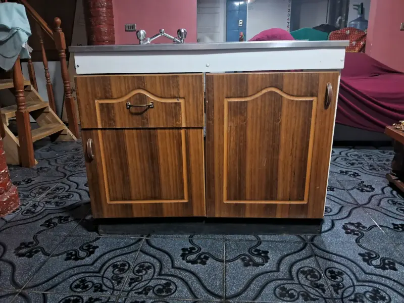 Mueble de cocina con lavaplatos - 1