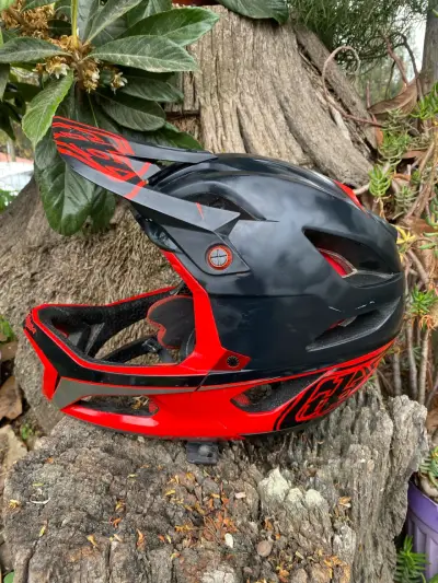 Casco Troy Lee Designs rojo - miniatura 3