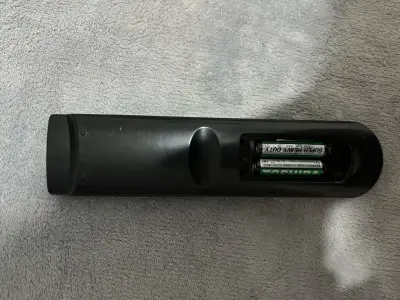 Televisor LED mediano - miniatura 3
