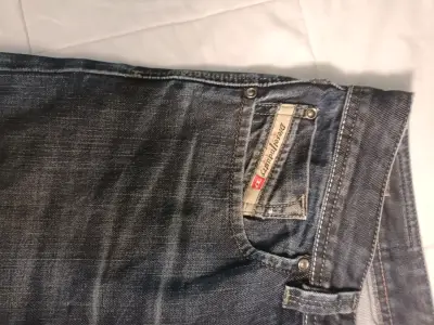 Jeans Diesel  oscuros usados - miniatura 2
