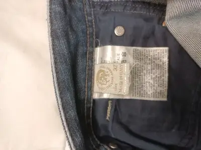 Jeans Diesel  oscuros usados - miniatura 6