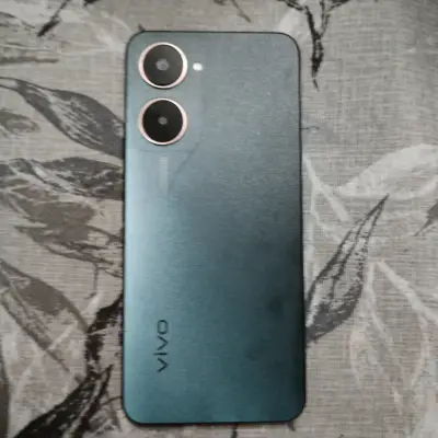 Smartphone color negro VIVO Y03 - miniatura 2