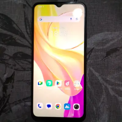 Smartphone color negro VIVO Y03 - miniatura 4