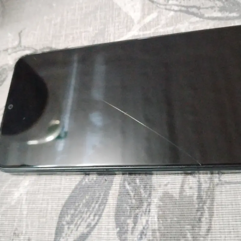 Smartphone color negro VIVO Y03 - 5