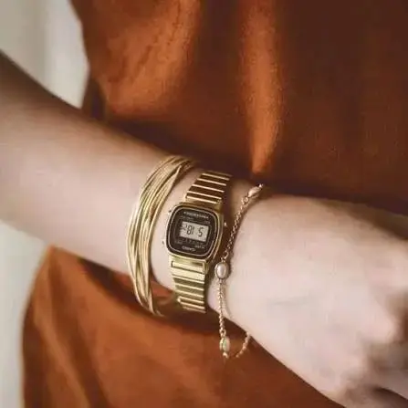 Reloj Casio Vintage Dorado - 5