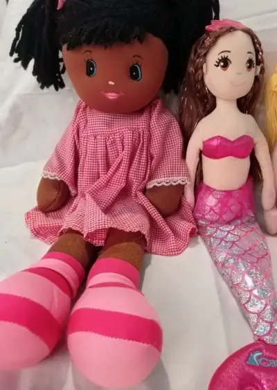 Set de muñecas de tela variadas - miniatura 2